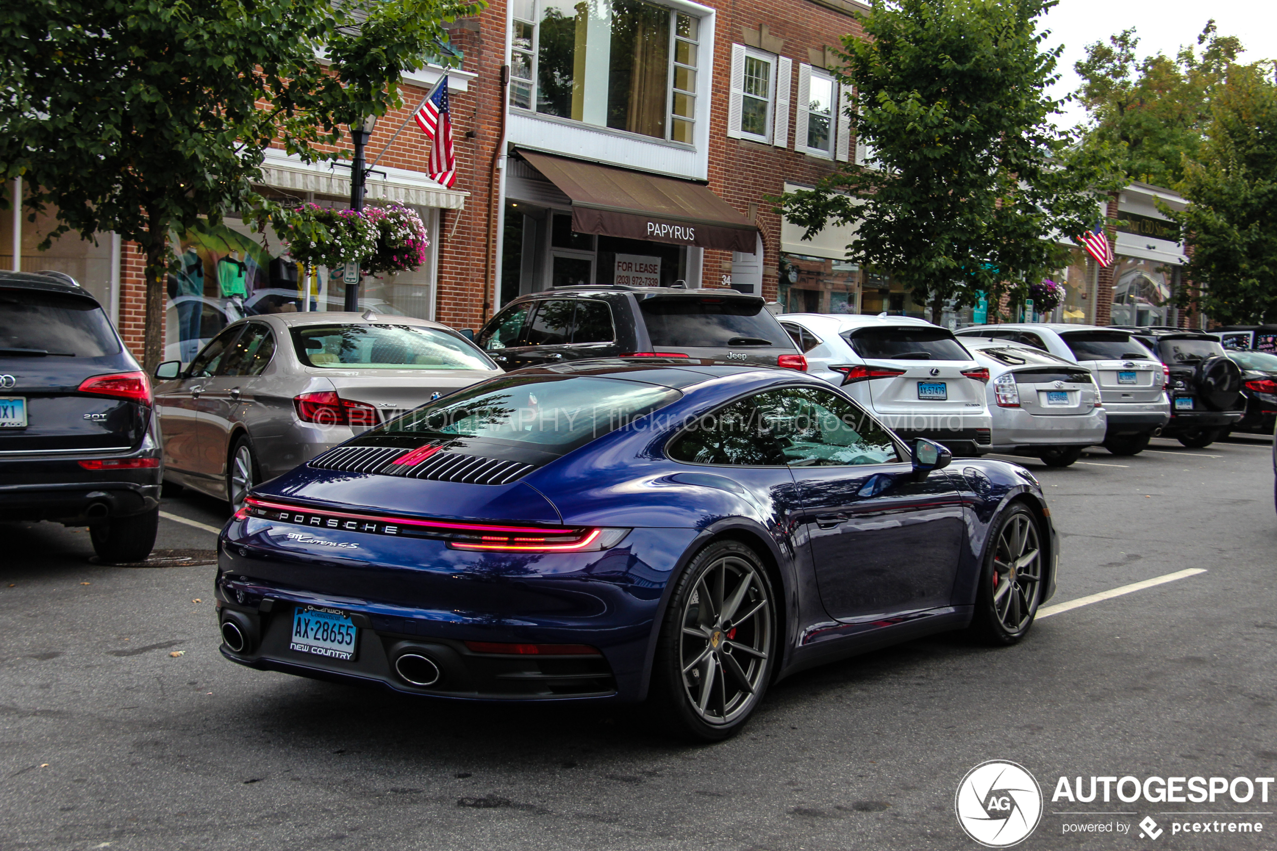 Porsche 992 Carrera 4S