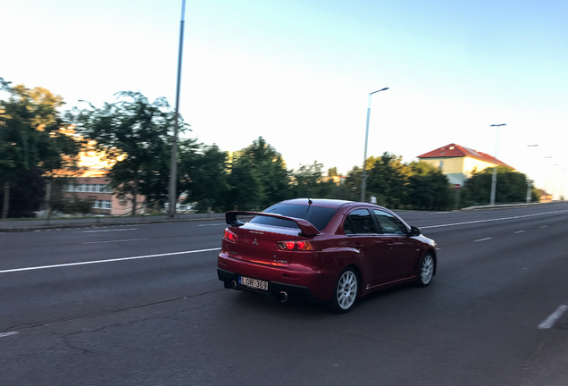 Mitsubishi Lancer Evolution X