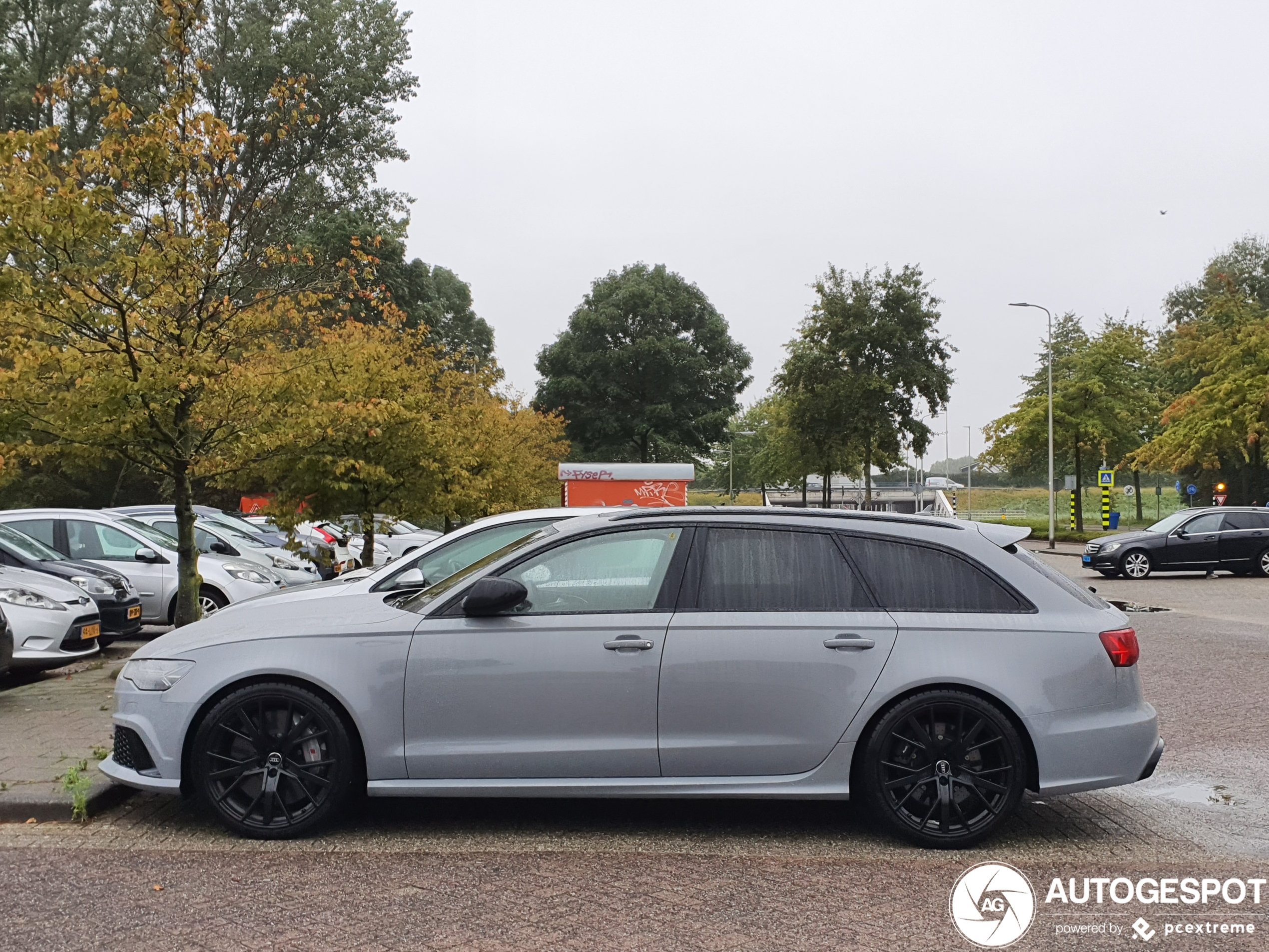 Audi RS6 Avant C7 2015