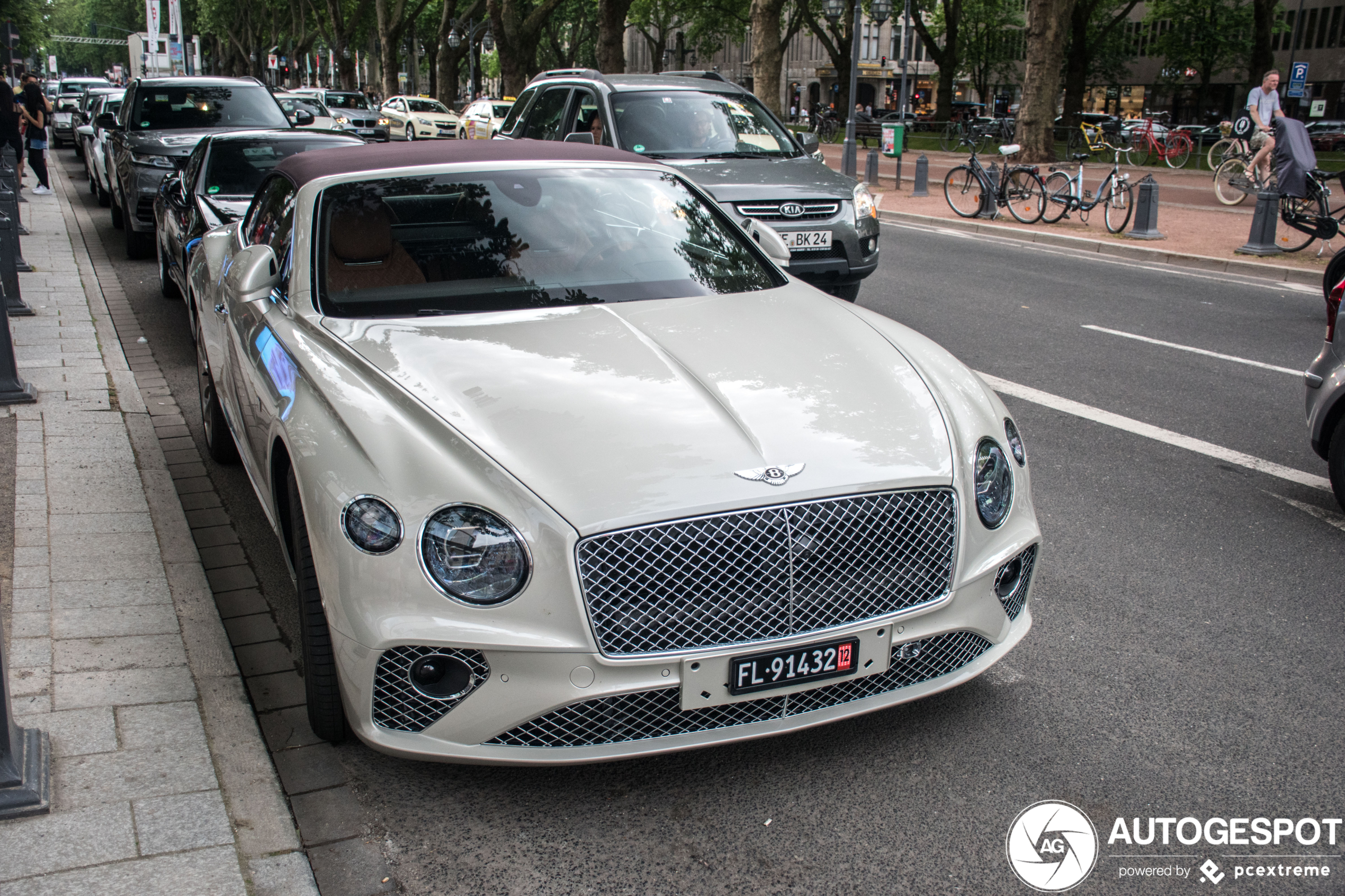 Bentley Continental GTC 2019 First Edition