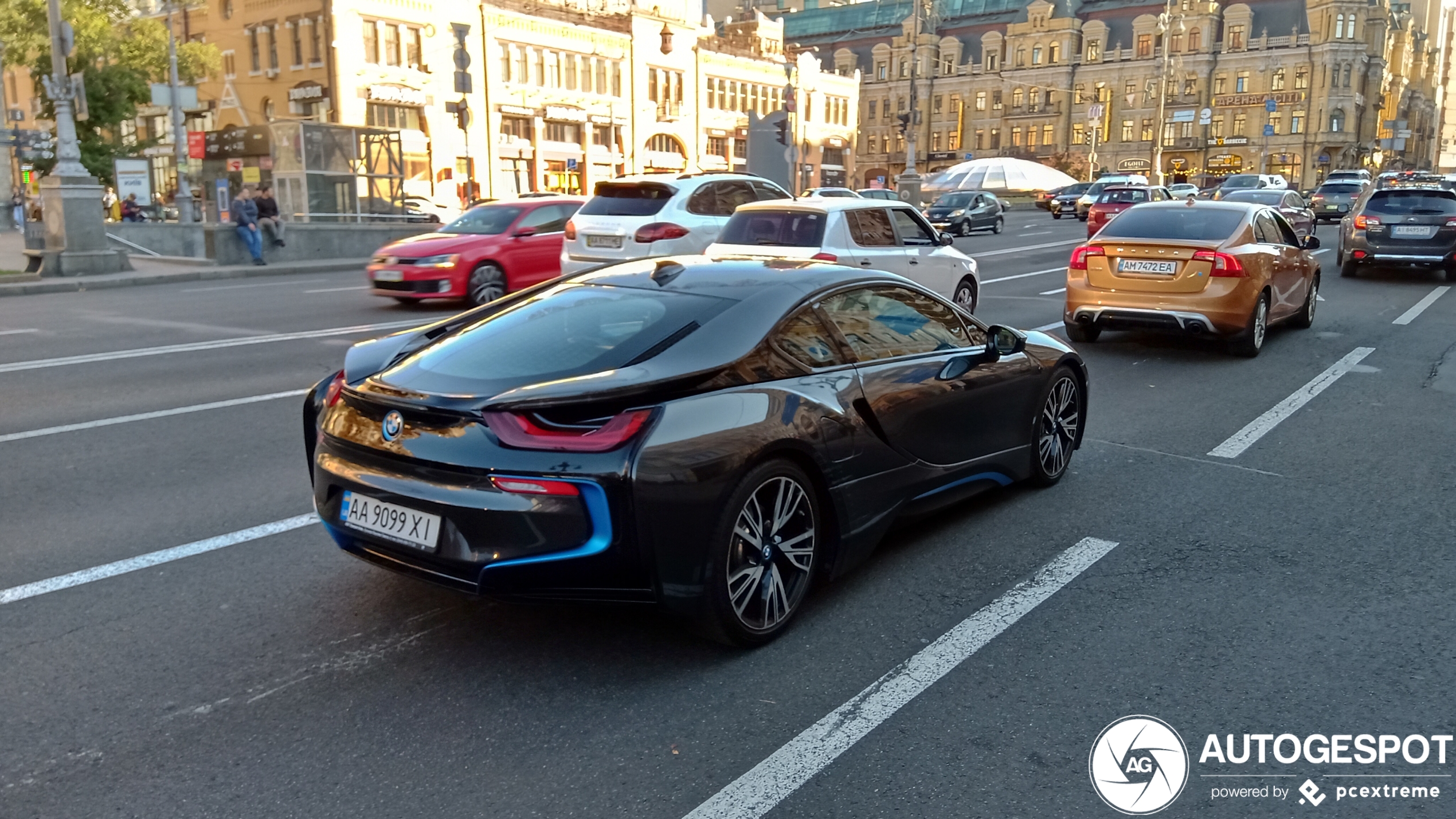 BMW i8