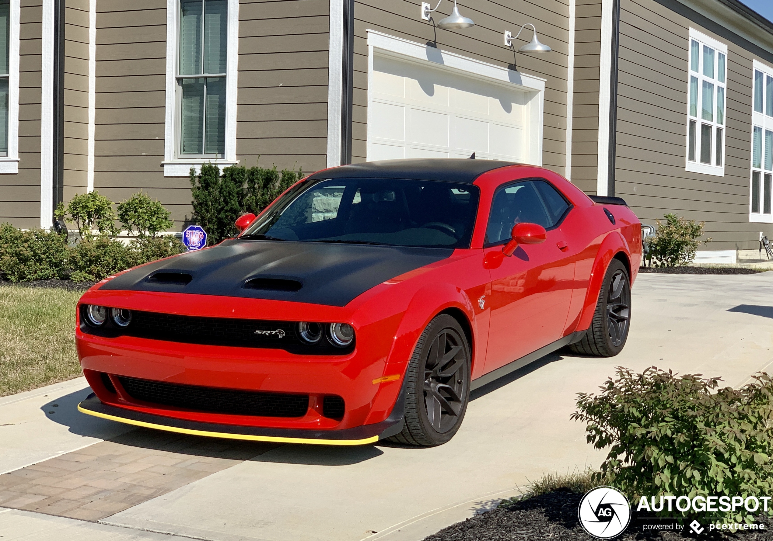 Dodge Challenger SRT Hellcat Widebody