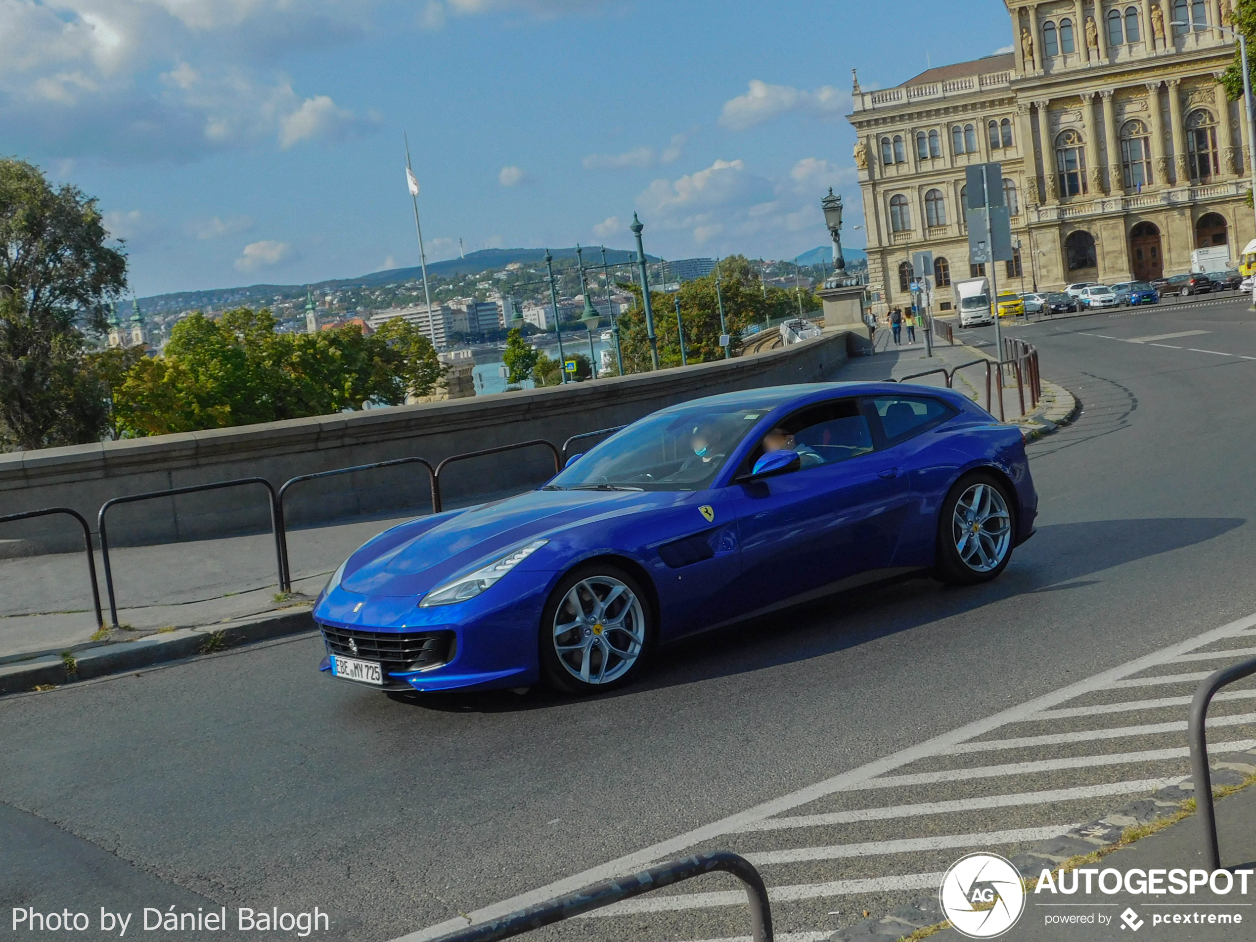 Ferrari GTC4Lusso T