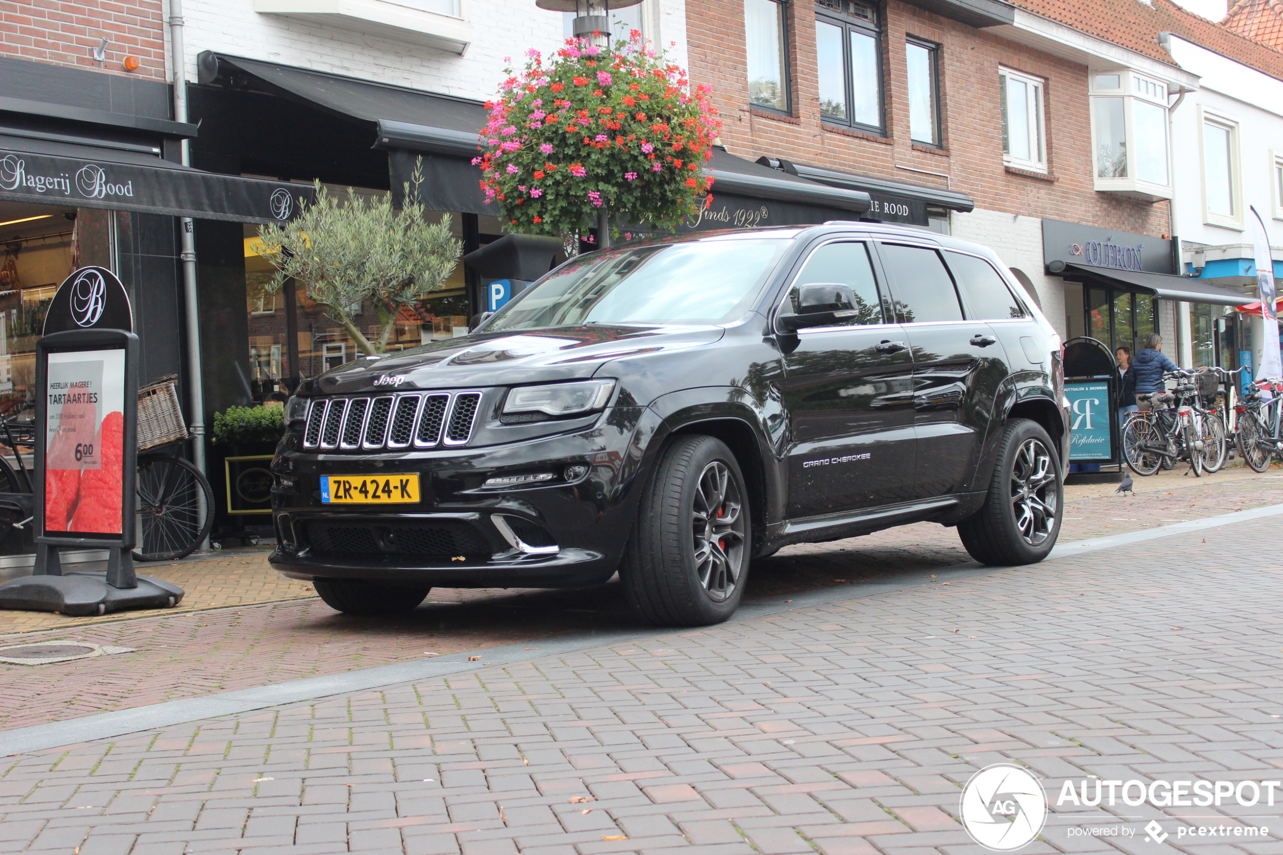 Jeep Grand Cherokee SRT 2013