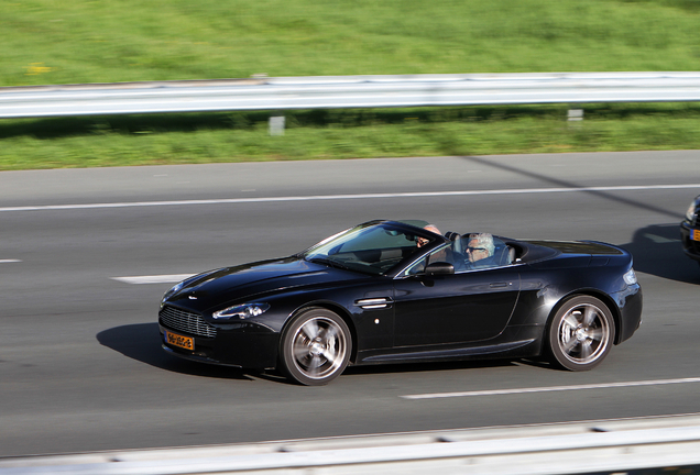 Aston Martin V8 Vantage N400 Roadster