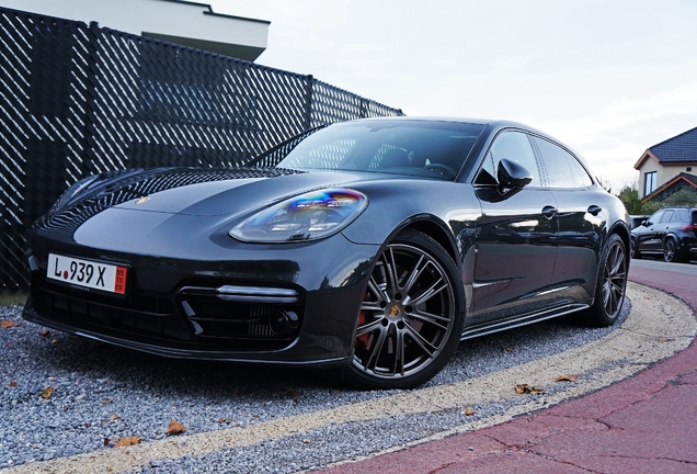 Porsche 971 Panamera GTS Sport Turismo