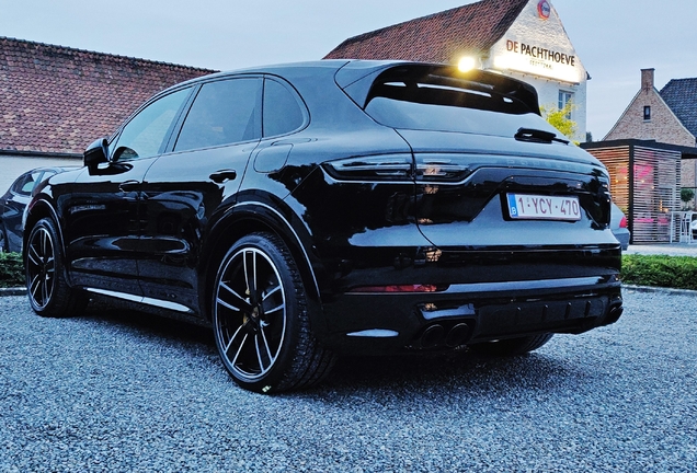 Porsche Cayenne Turbo S E-Hybrid