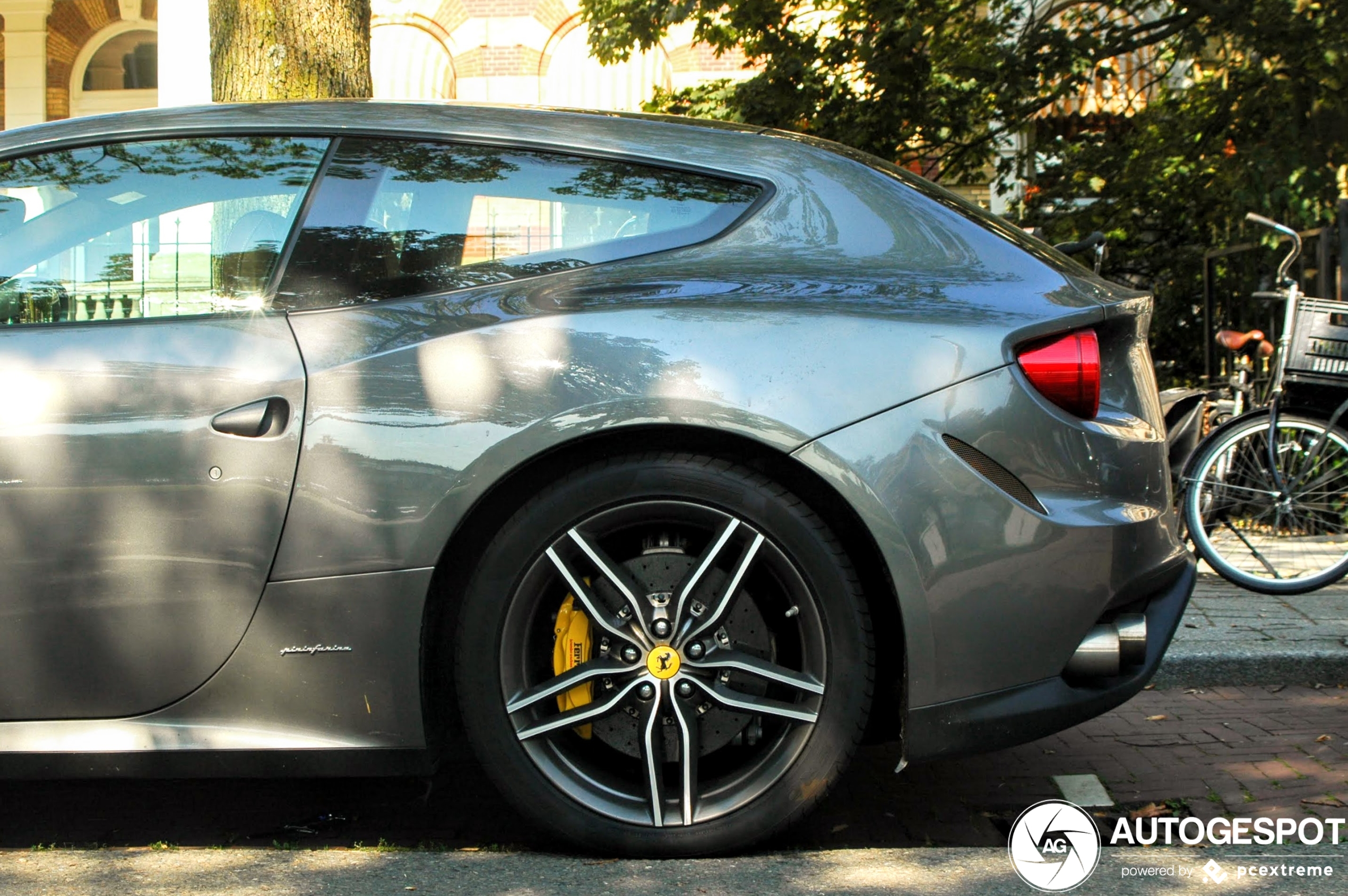 Ferrari FF