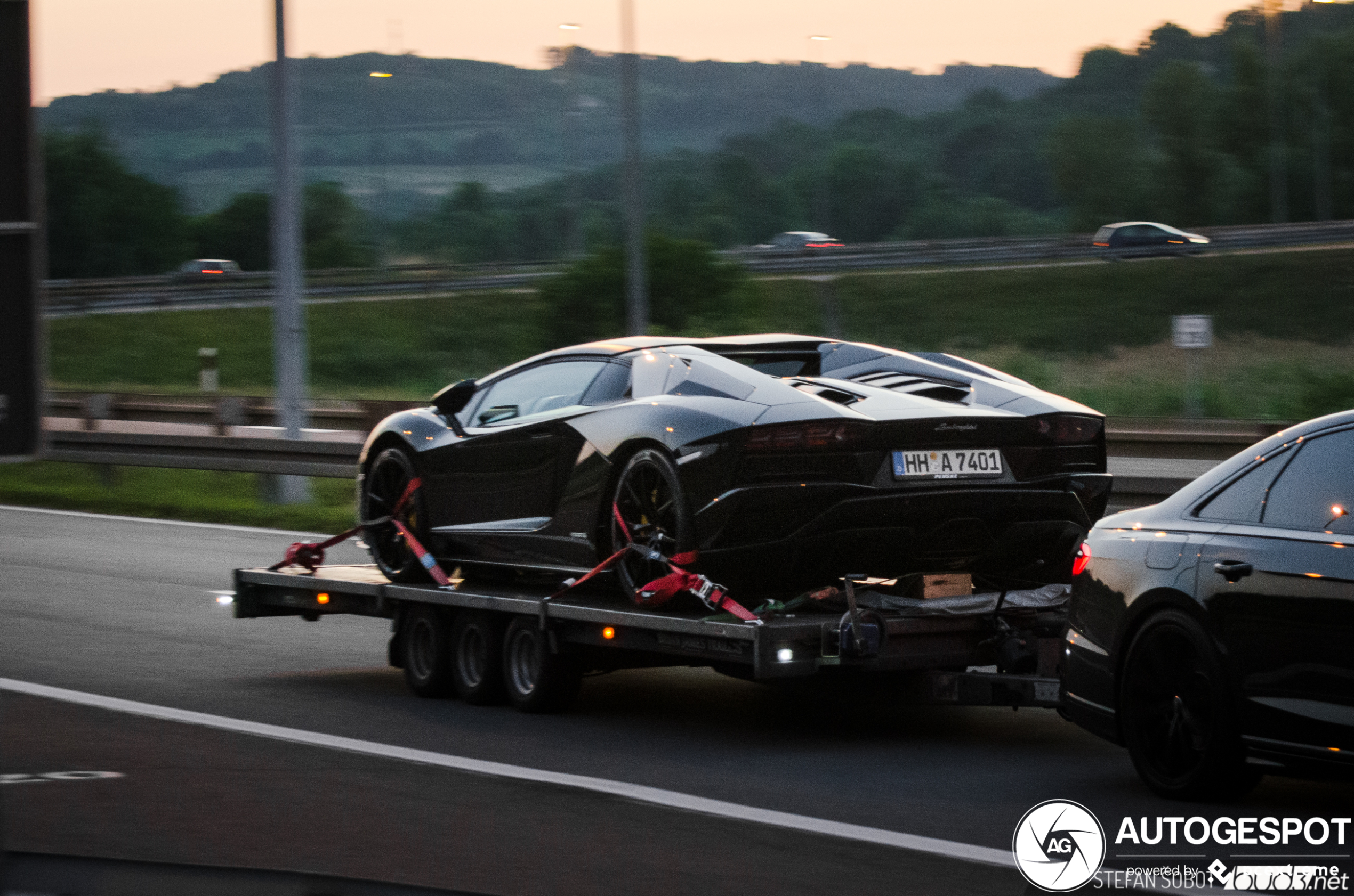 Lamborghini Aventador S LP740-4 Roadster