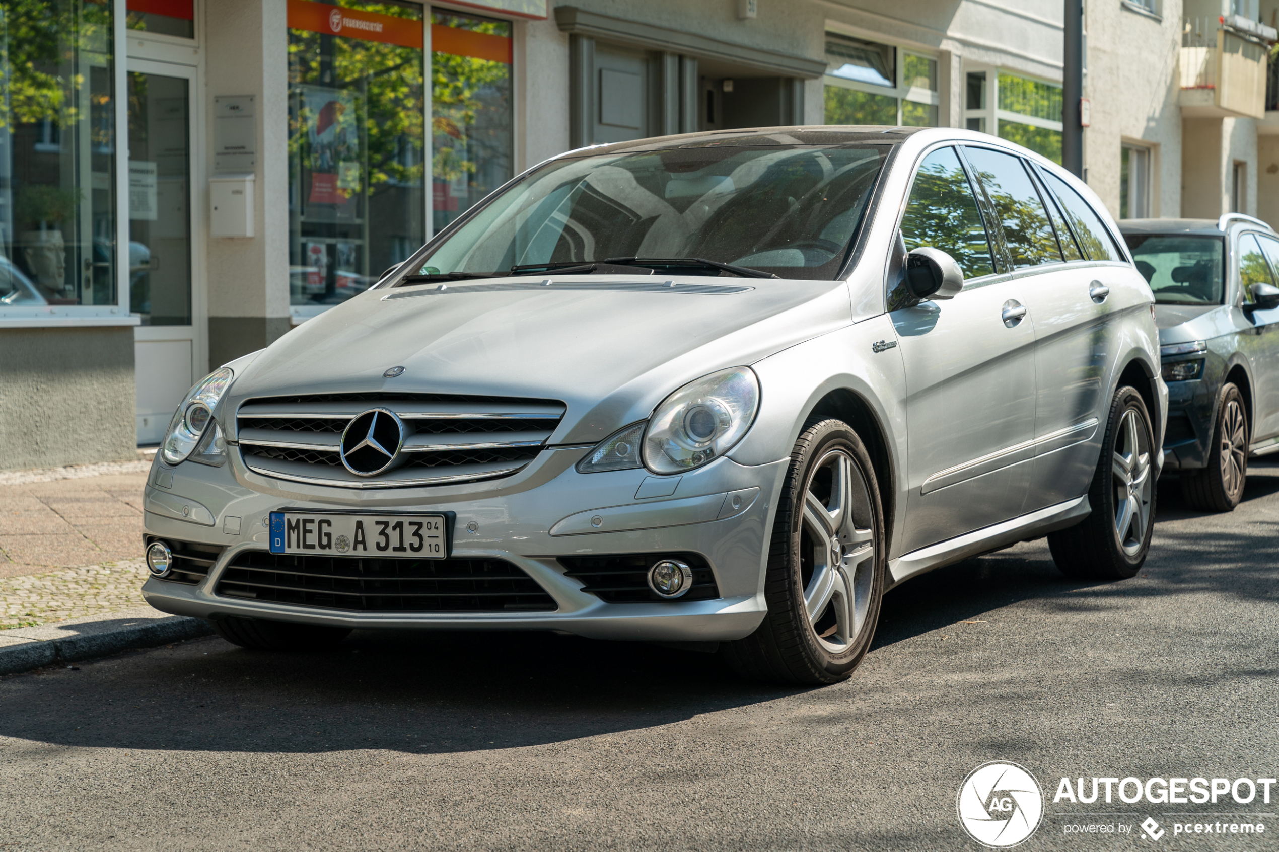 Mercedes-Benz R 63 AMG