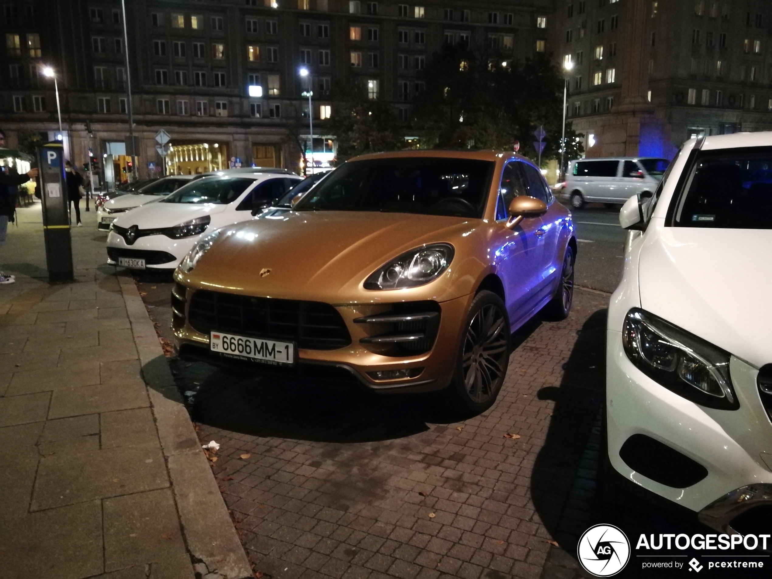 Porsche 95B Macan Turbo