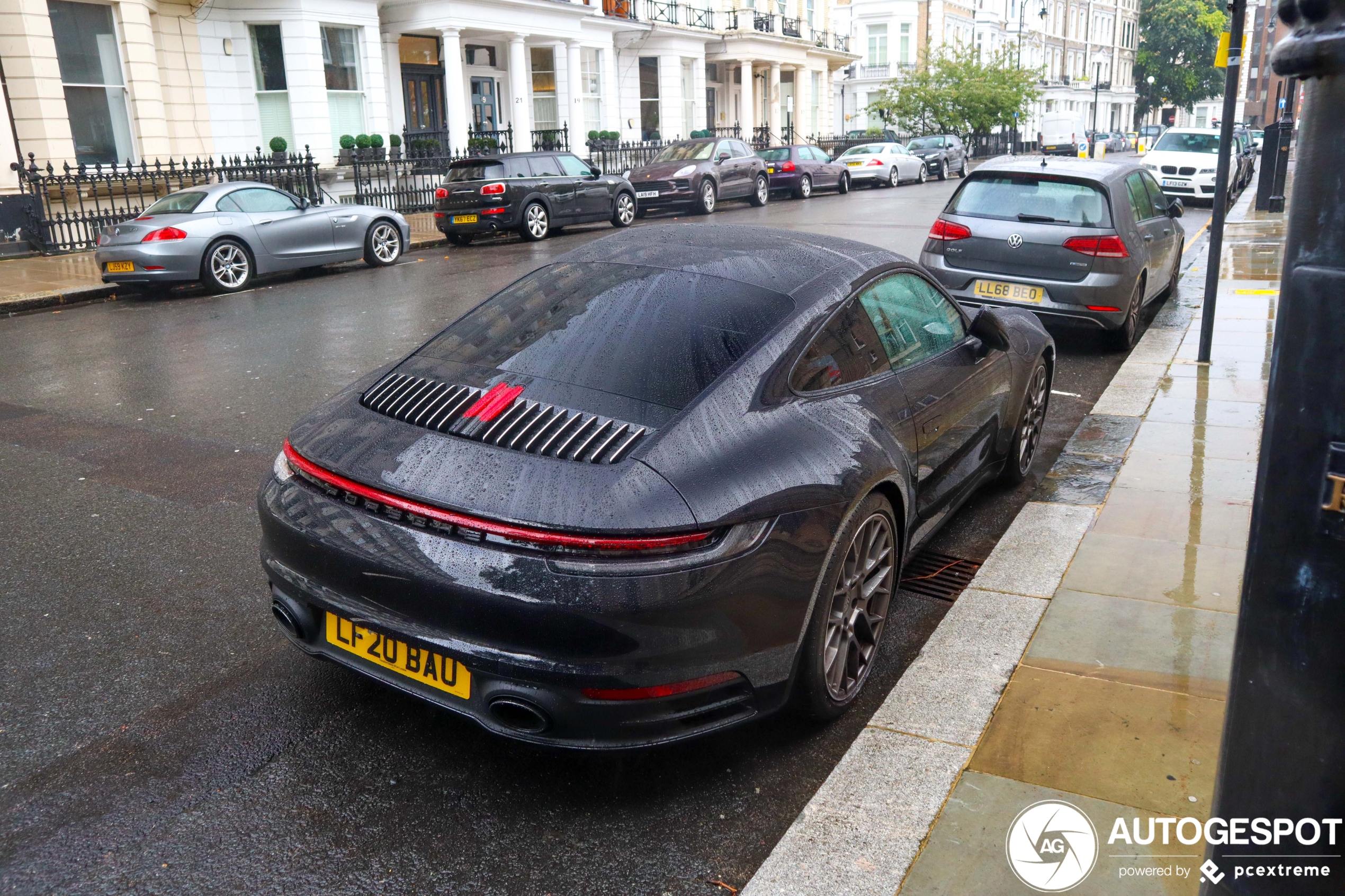 Porsche 992 Carrera 4S