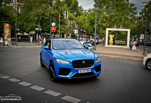 Jaguar F-PACE SVR