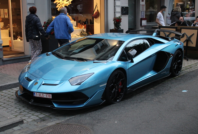 Lamborghini Aventador LP770-4 SVJ