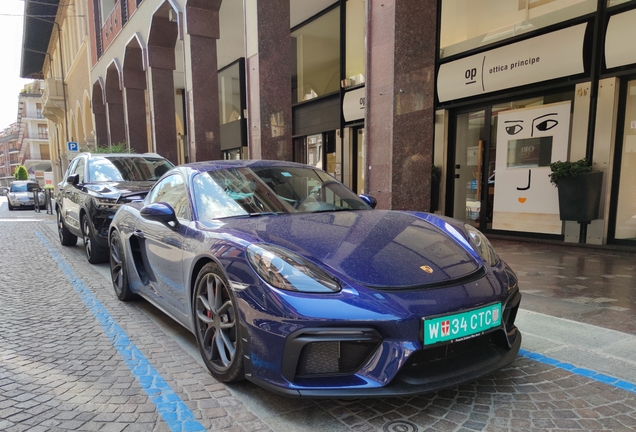 Porsche 718 Cayman GT4