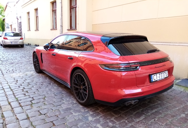 Porsche 971 Panamera GTS Sport Turismo