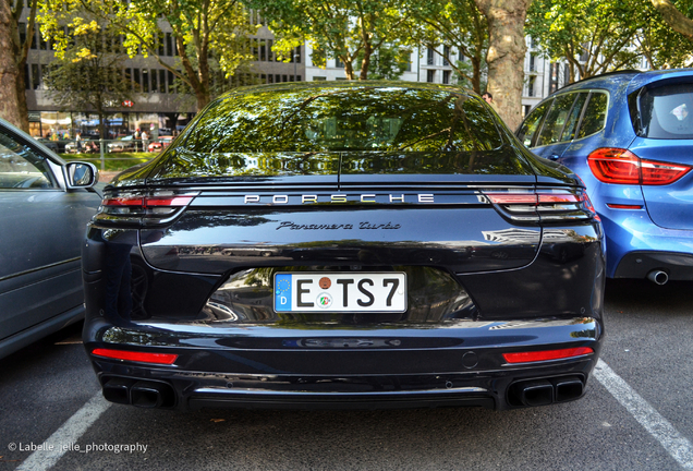 Porsche 971 Panamera Turbo