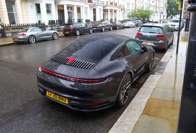 Porsche 992 Carrera 4S