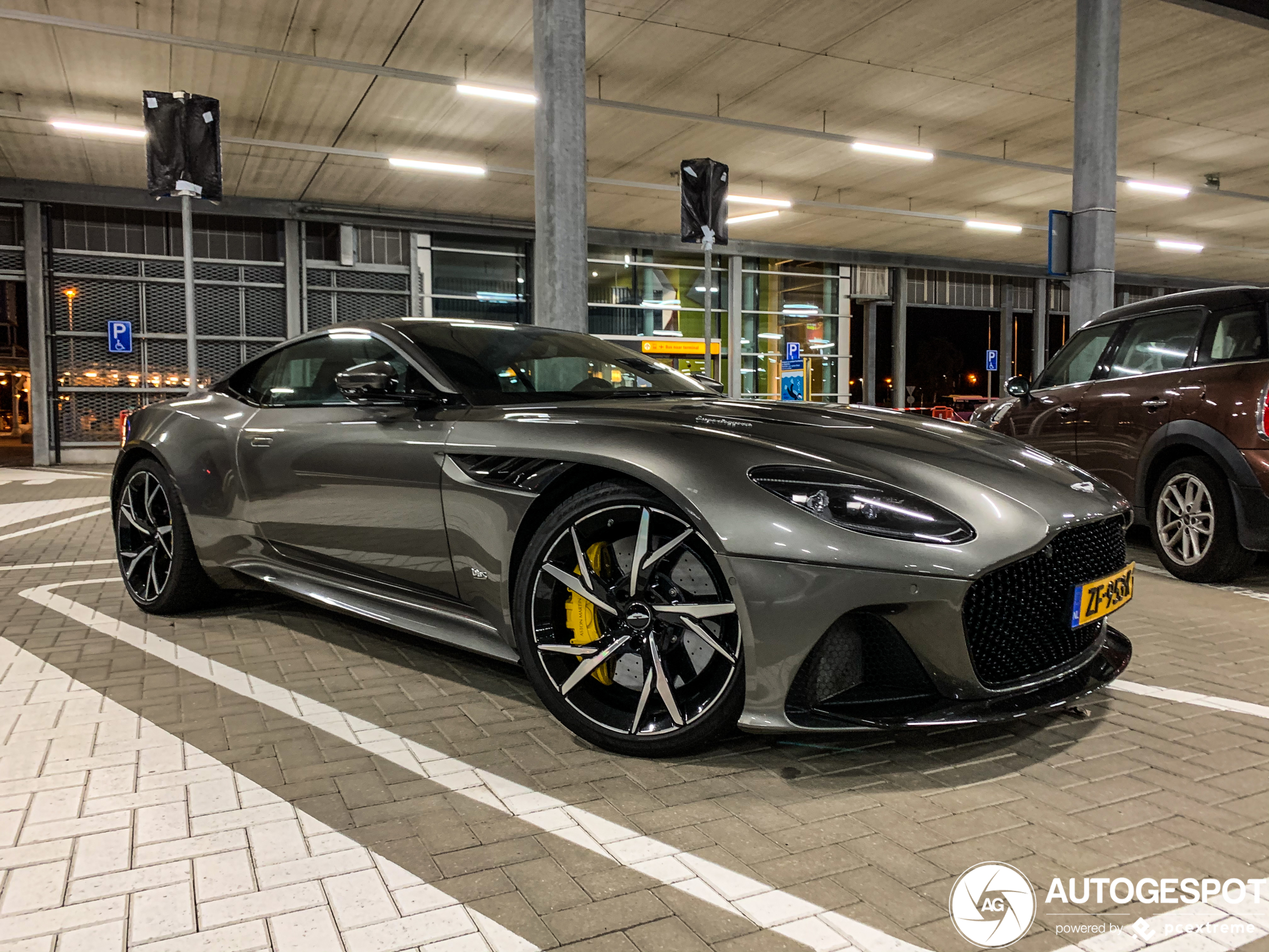 Aston Martin DBS Superleggera