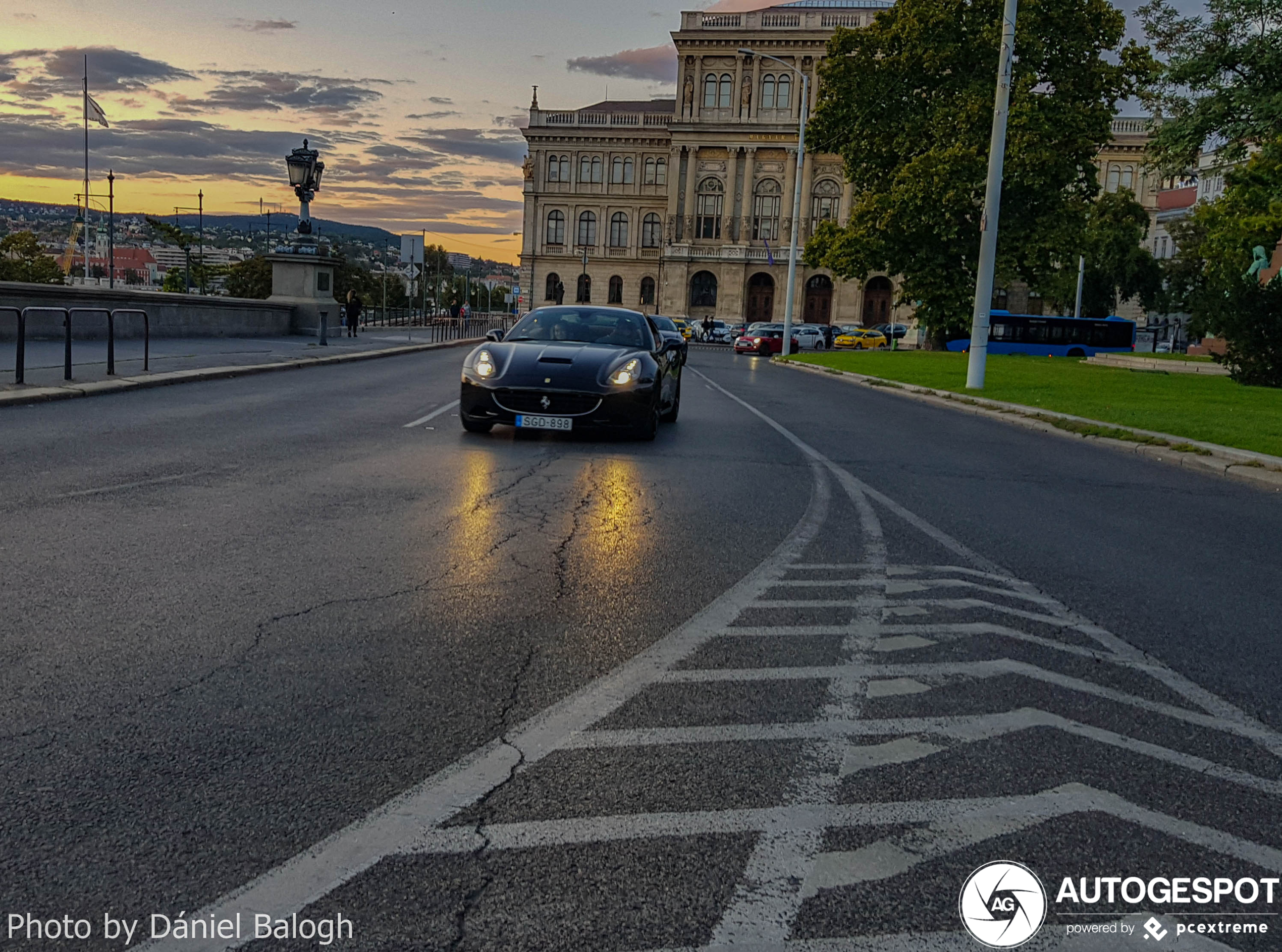 Ferrari California