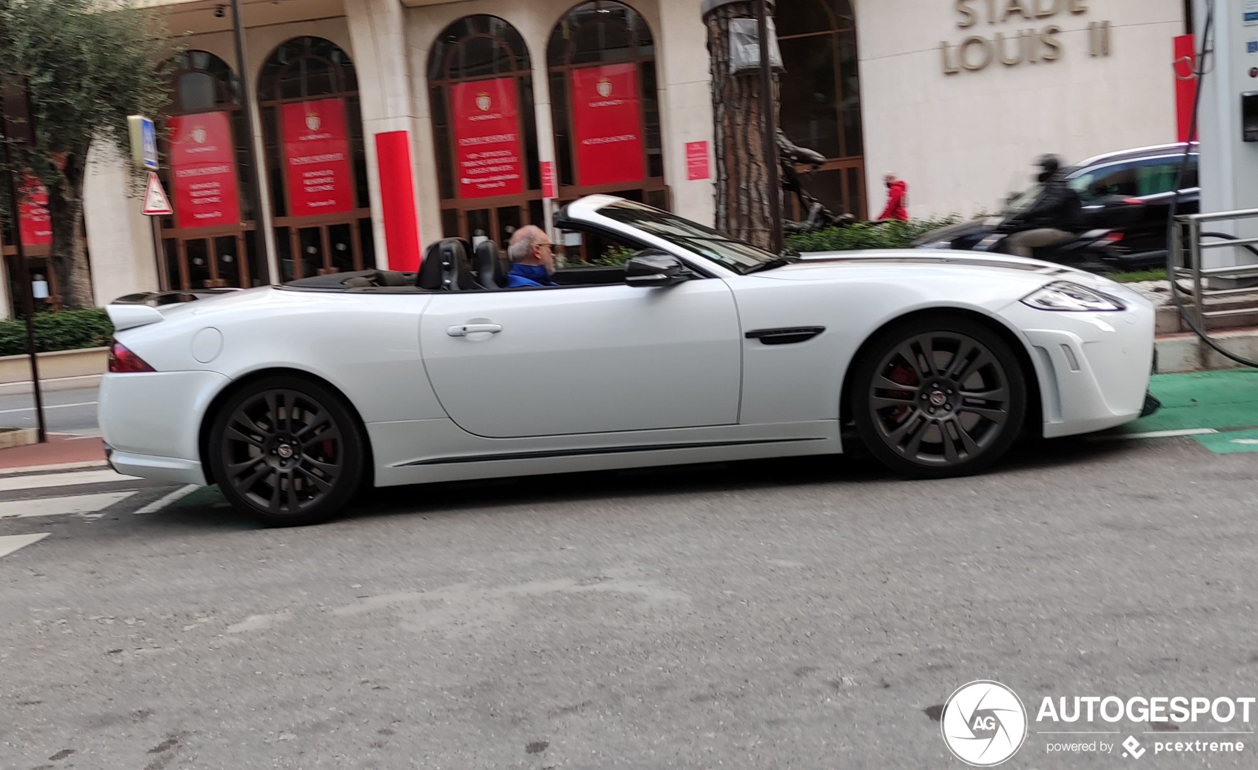 Jaguar XKR-S Convertible 2012