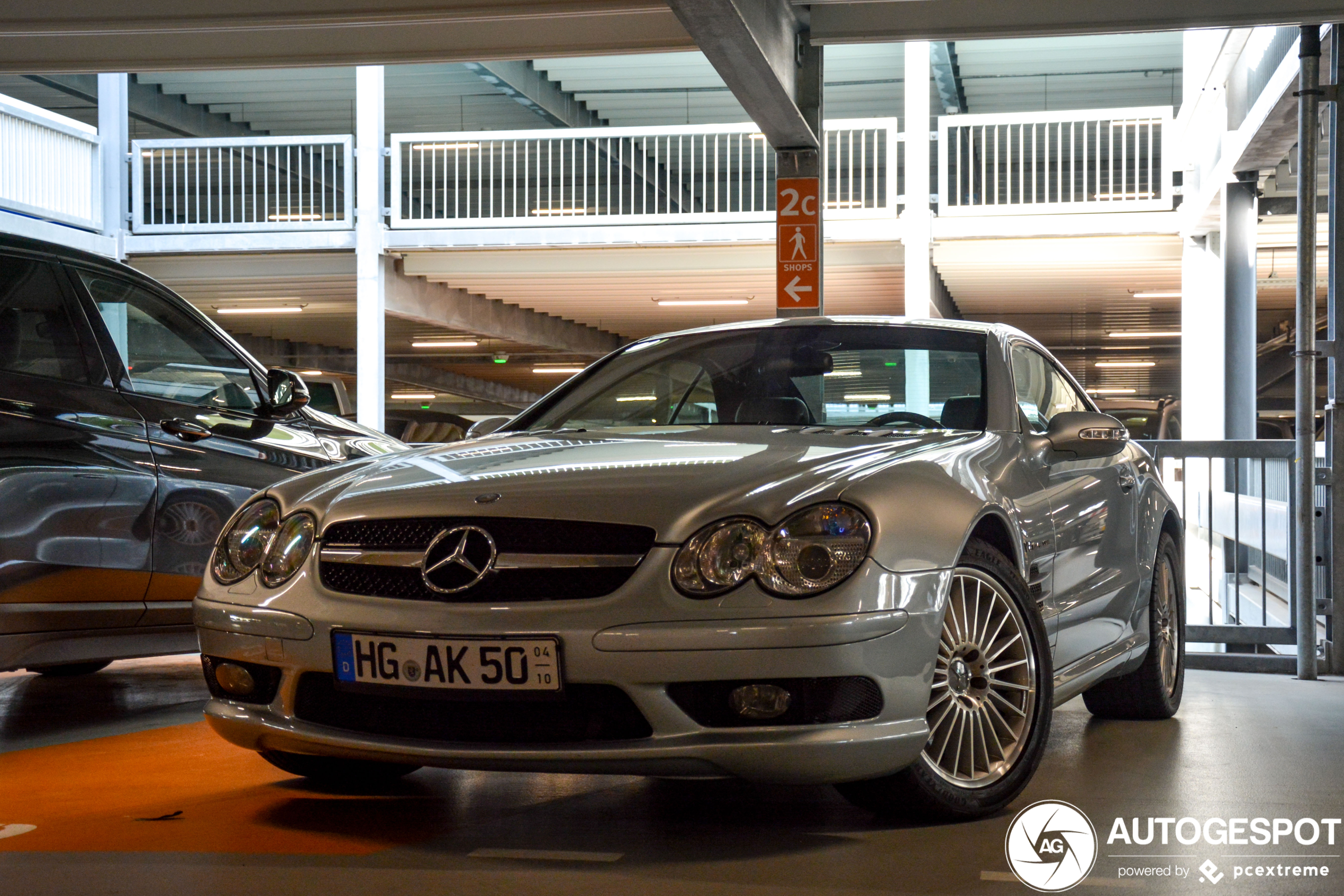 Mercedes-Benz SL 55 AMG R230