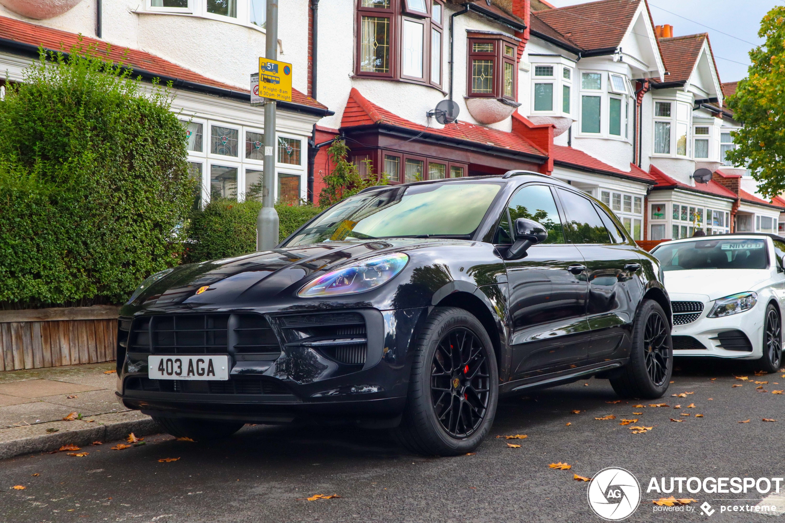 Porsche 95B Macan GTS MkII