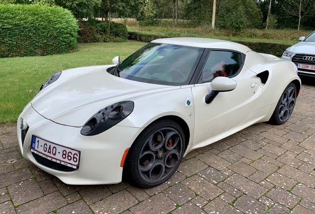 Alfa Romeo 4C Coupé