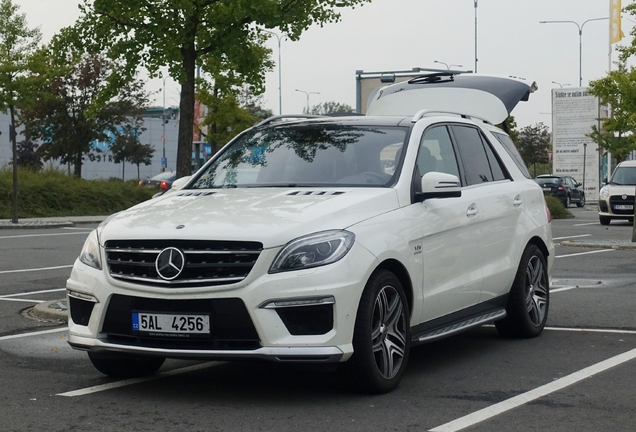 Mercedes-Benz ML 63 AMG W166