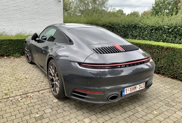 Porsche 992 Carrera 4S