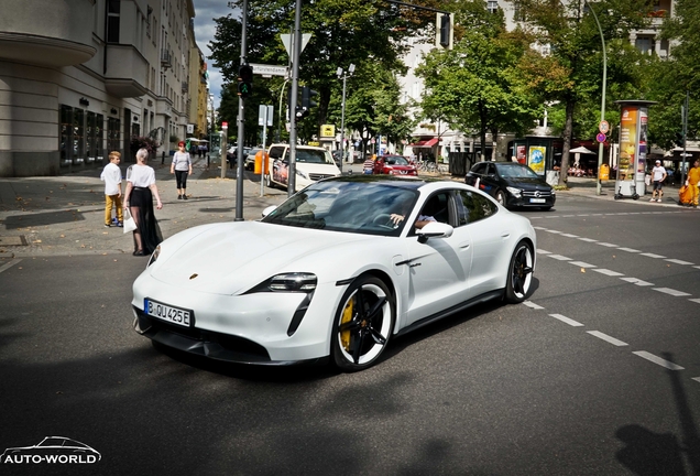 Porsche Taycan Turbo S