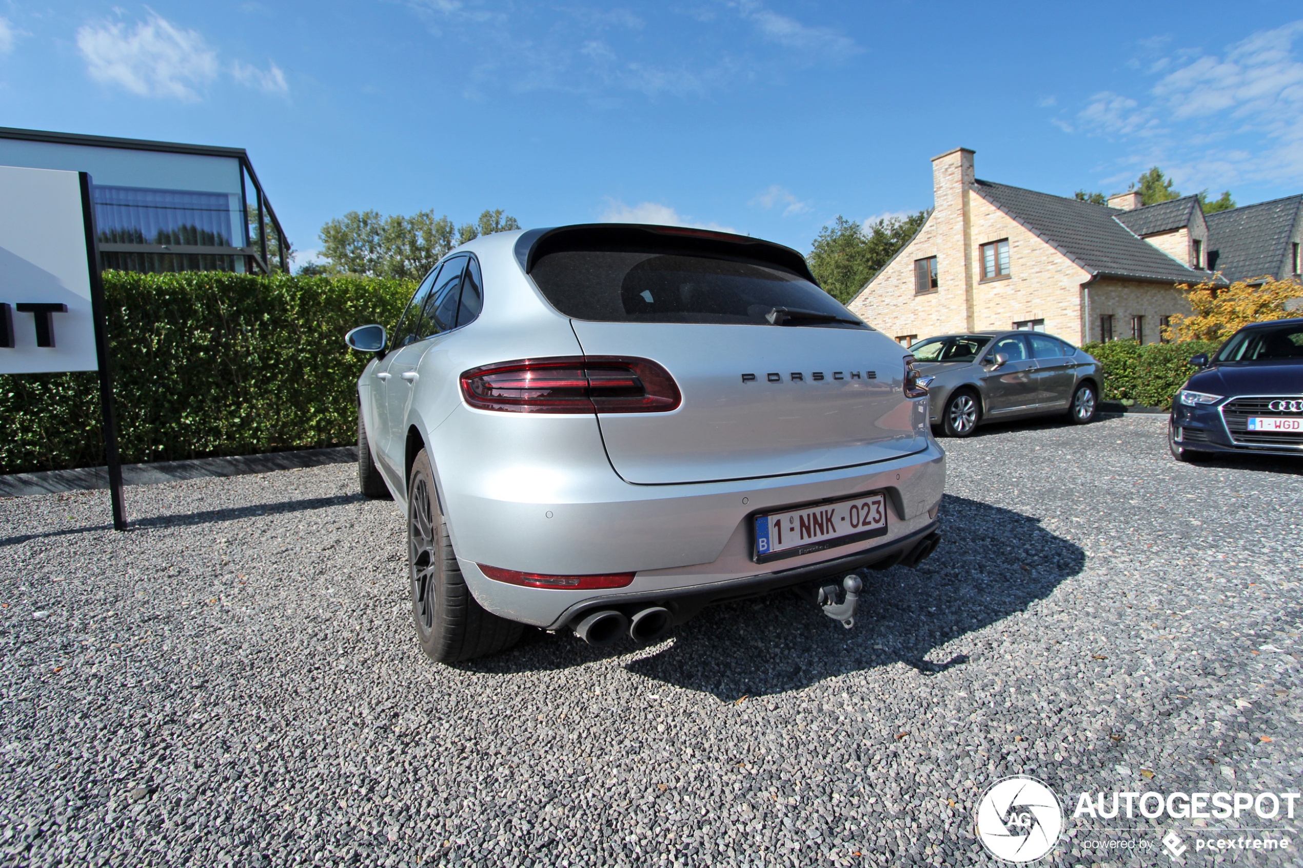 Porsche 95B Macan GTS