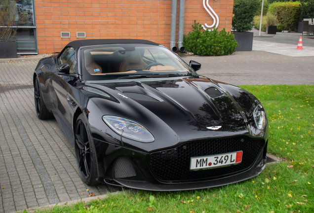 Aston Martin DBS Superleggera Volante