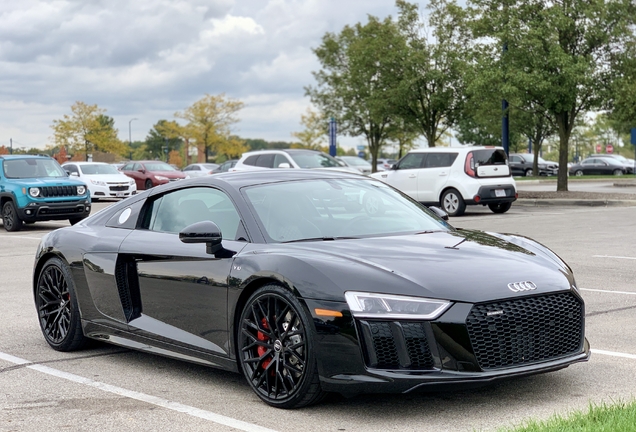 Audi R8 V10 2015