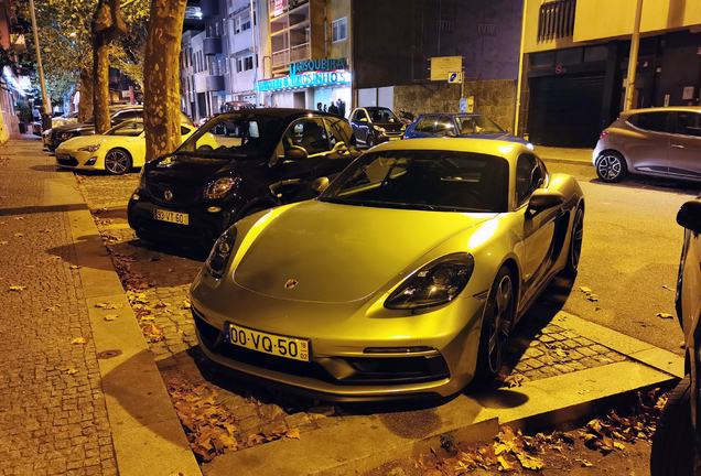 Porsche 718 Cayman GTS