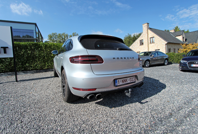 Porsche 95B Macan GTS