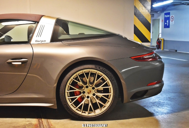 Porsche 991 Targa 4 GTS MkII Exclusive Manufaktur Edition