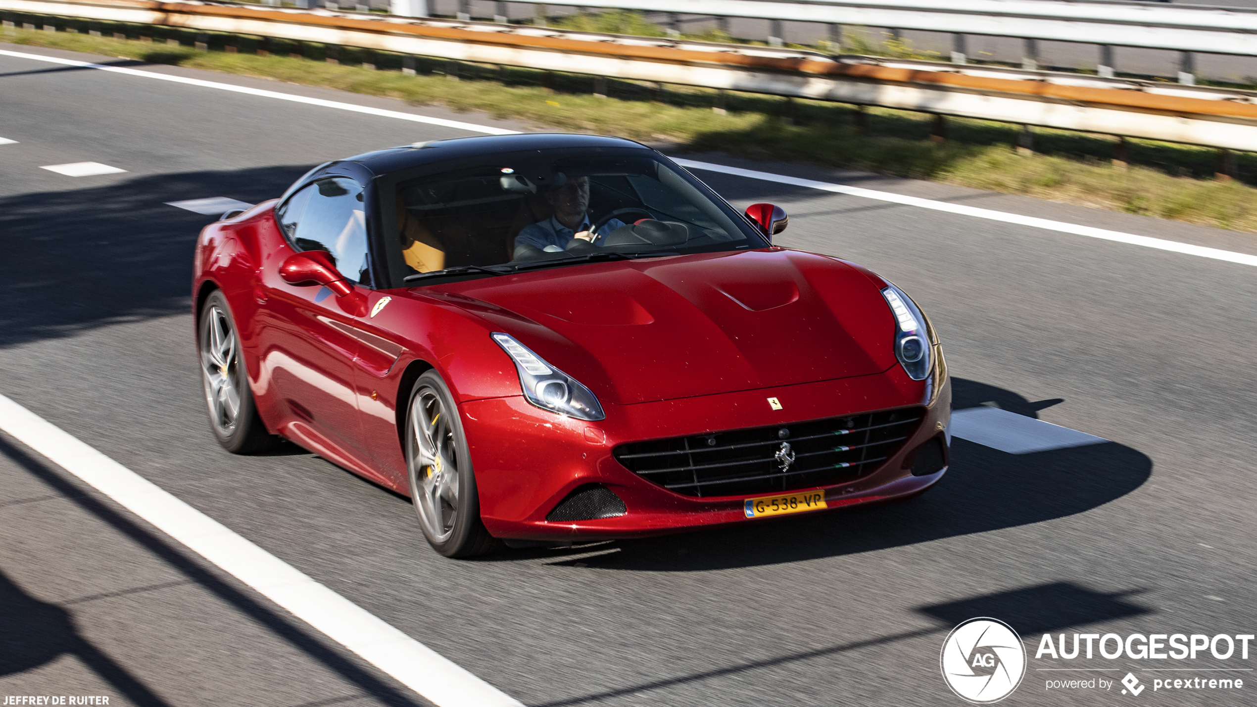 Ferrari California T