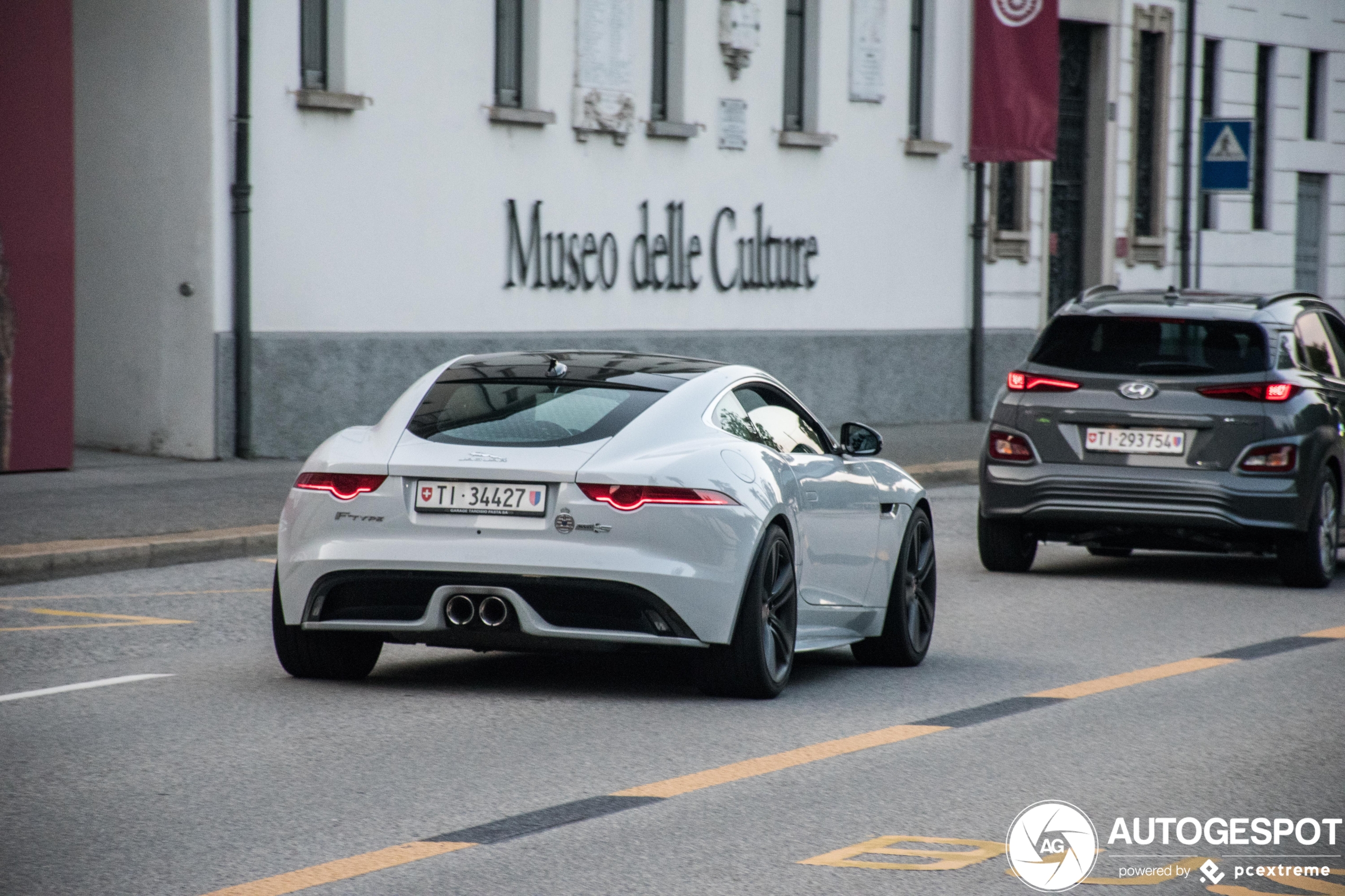 Jaguar F-TYPE S AWD Coupé British Design Edition