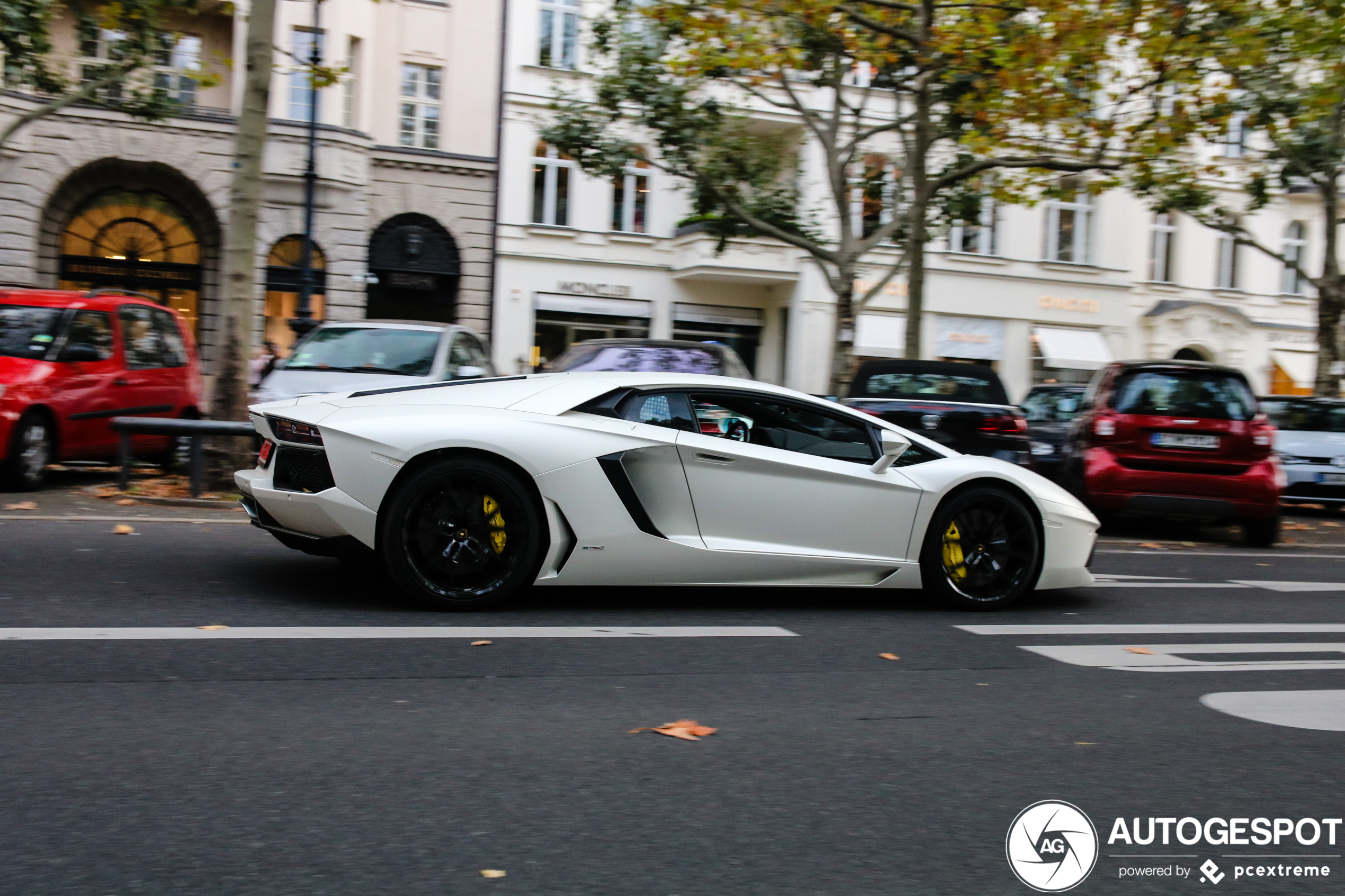 Lamborghini Aventador LP700-4