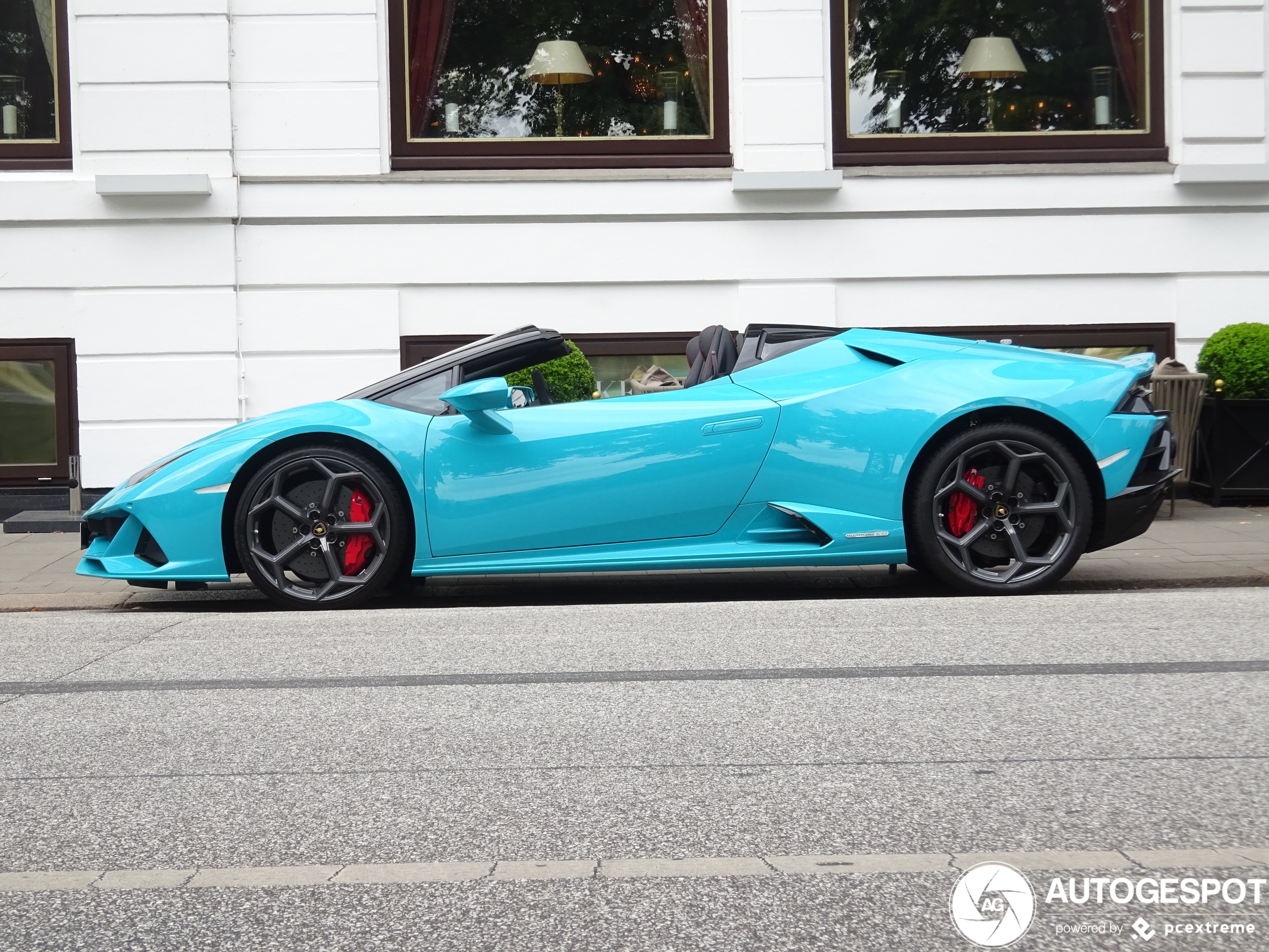 Lamborghini Huracán LP640-4 EVO Spyder