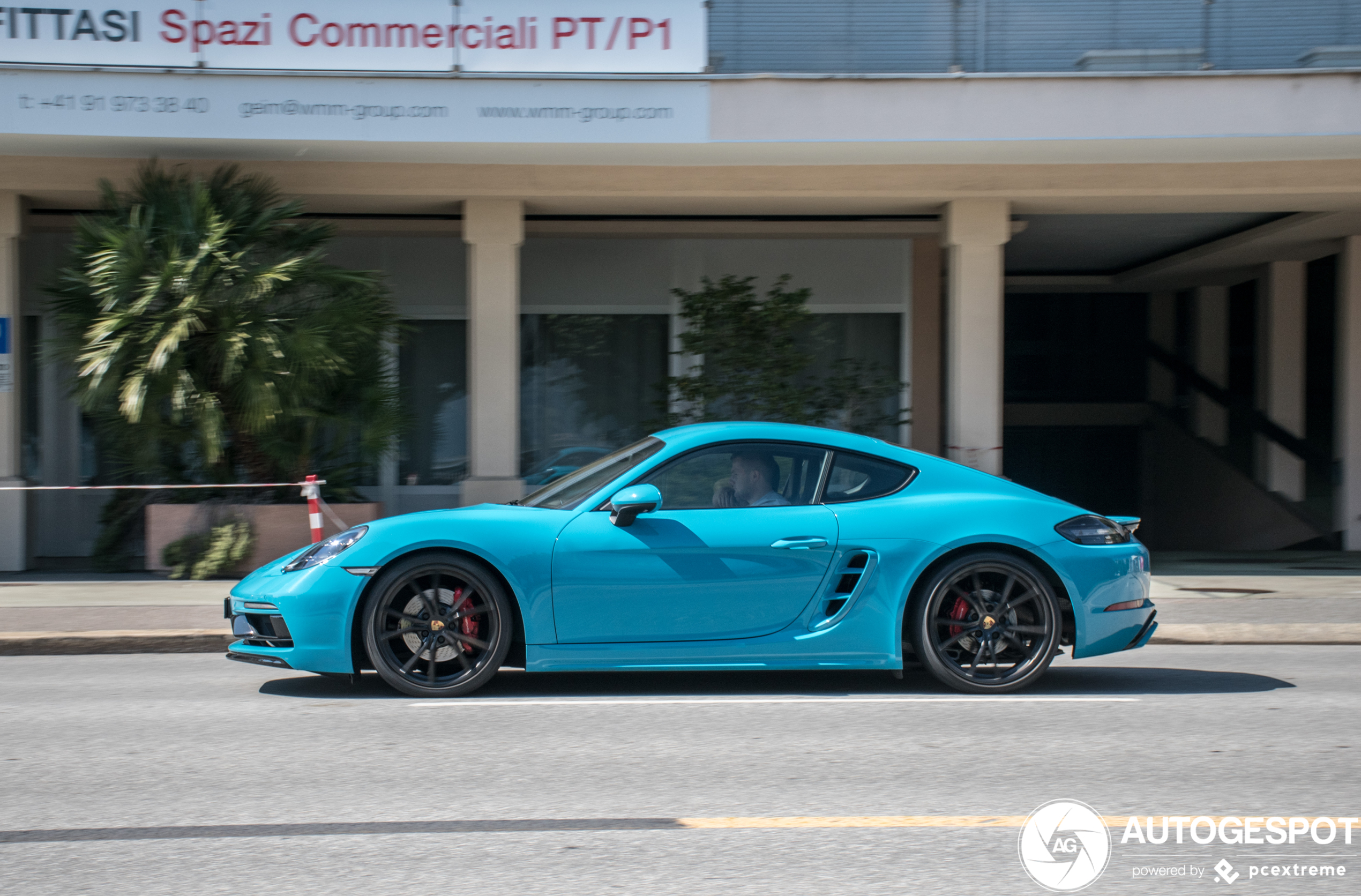 Porsche 718 Cayman S