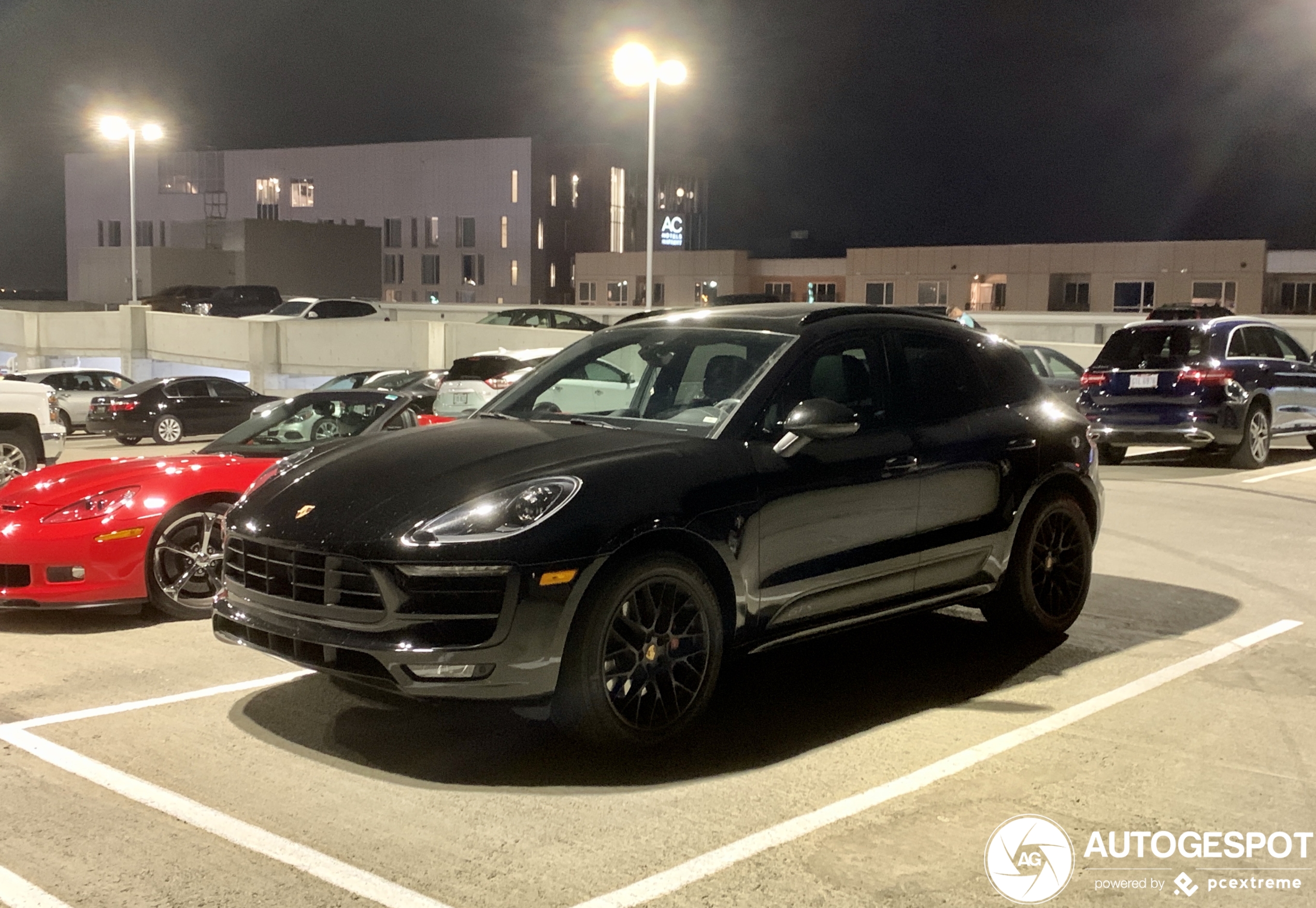 Porsche 95B Macan GTS