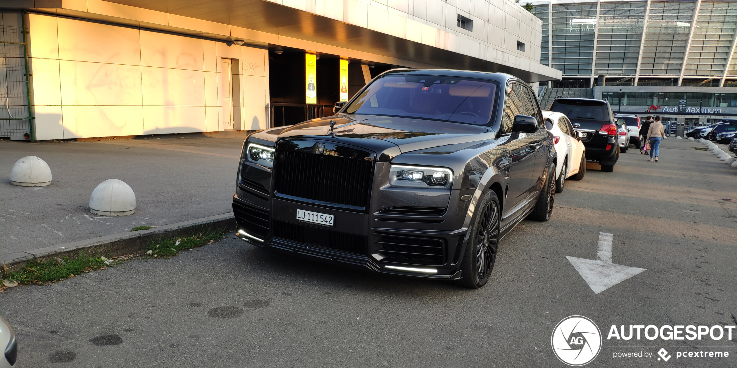 Rolls-Royce Mansory Cullinan Wide Body