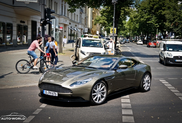 Aston Martin DB11