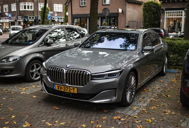 BMW M760Li xDrive 2019