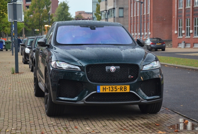 Jaguar F-PACE SVR