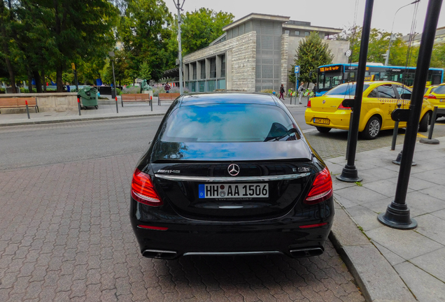 Mercedes-AMG E 63 S W213