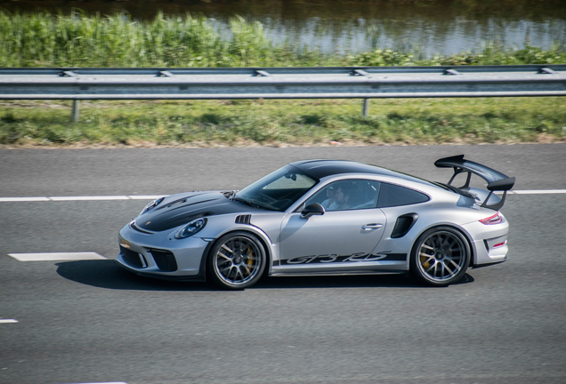 Porsche 991 GT3 RS MkII Weissach Package