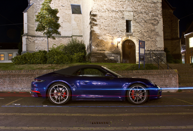 Porsche 992 Carrera 4S Cabriolet